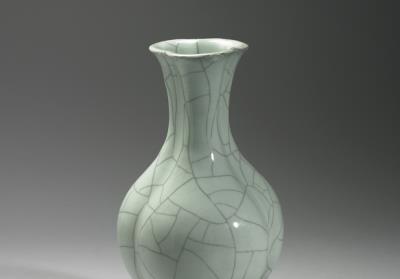 图片[2]-Melon-shaped vase with pale green glaze, Qing dynasty, Qianlong reign (1736-1795)-China Archive